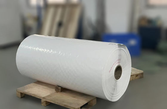 Nhãn thông minh BOPP Vật liệu nhãn cuộn trống giấy dán 30u Độ dày mặt