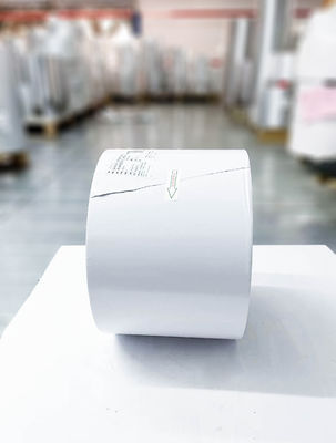 Giá tốt. Nhôm chất keo dầu tự dính PVC giấy cuộn Transparent PET thông thường dính trực tuyến